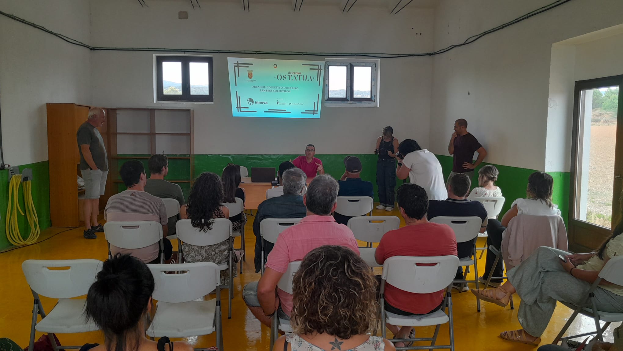 Presentación Obrador Colectivo Deierri